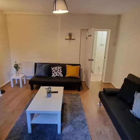 2 Bedroom Apartment In Kennington London Luaran gambar