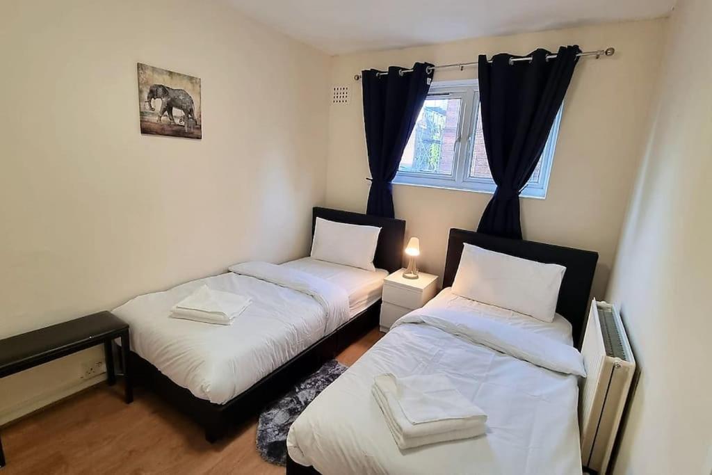 2 Bedroom Apartment In Kennington London Luaran gambar
